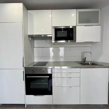 Modern 1br Bungalow 50 M To Beach Lägenhet