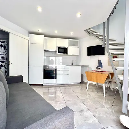 Modern 1br Bungalow 50 M To Beach Lägenhet